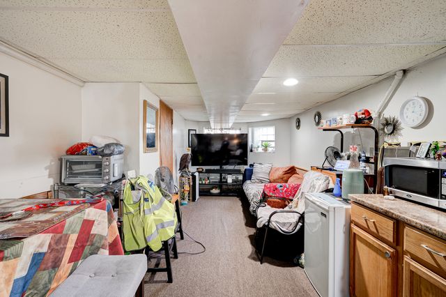 608 N Monticello Avenue, Chicago, IL 60624