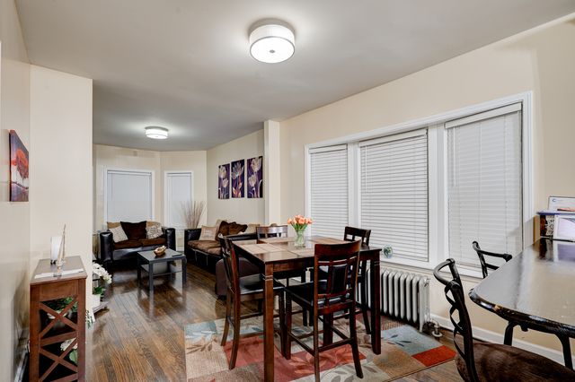 608 N Monticello Avenue, Chicago, IL 60624