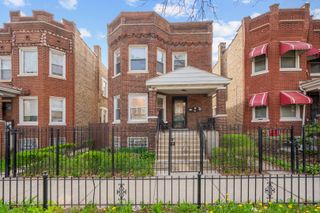 608 N Monticello Avenue, Chicago, IL 60624