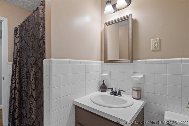 2434 N Bragg Boulevard, Spring Lake, NC 28390