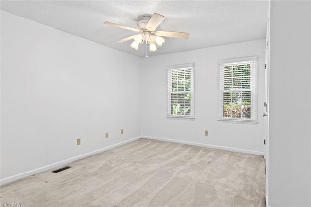 5729 Haweswater Road, Winston-salem, NC 27105