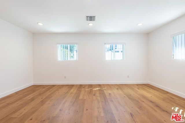 5329 Willis Avenue, Sherman Oaks, CA 91411
