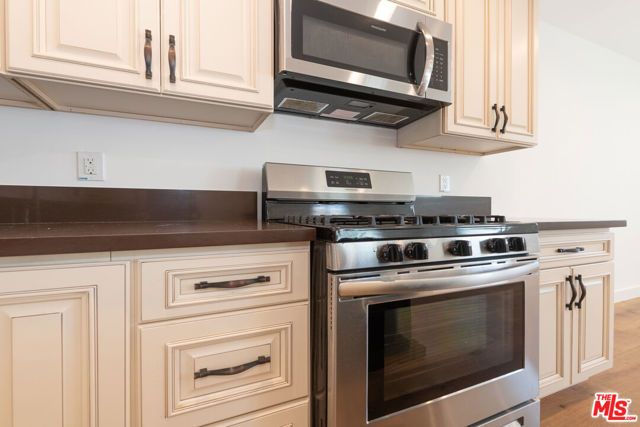 5329 Willis Avenue, Sherman Oaks, CA 91411