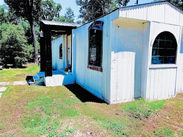 298 Cloverdale Street, Livingston, TX 77351