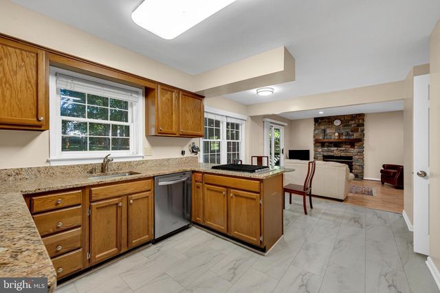 11533 FLINTS GROVE LN, North Potomac, MD 20878