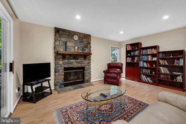 11533 FLINTS GROVE LN, North Potomac, MD 20878