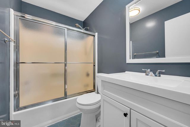 11533 FLINTS GROVE LN, North Potomac, MD 20878
