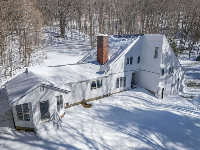 789 Hammond Hill Road, West Windsor, VT 05089