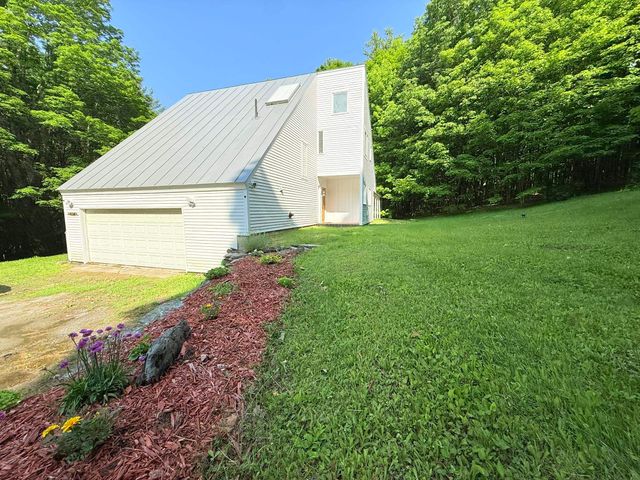 789 Hammond Hill Road, West Windsor, VT 05089