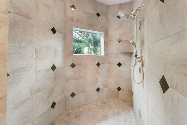 25211 Hideaway Run Drive, Spring, TX 77389