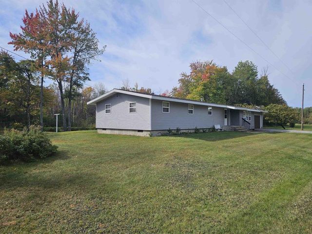 W6939 3.5 ROAD, Menominee, MI 49858