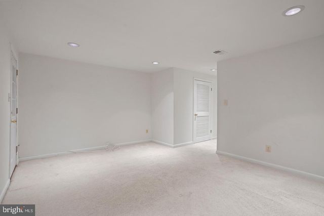 12163 FLAG HARBOR DR, Germantown, MD 20874