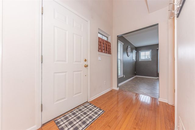 215 Old Creek Drive, Saline, MI 48176