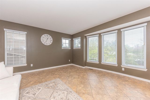 215 Old Creek Drive, Saline, MI 48176