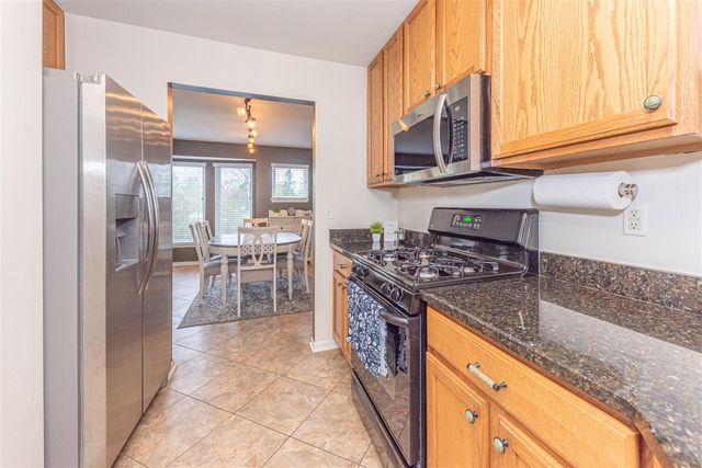 215 Old Creek Drive, Saline, MI 48176