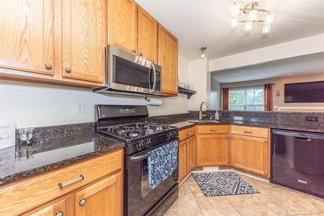215 Old Creek Drive, Saline, MI 48176