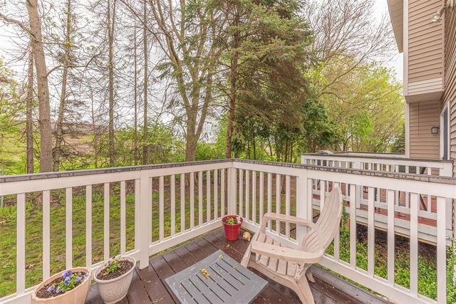 215 Old Creek Drive, Saline, MI 48176