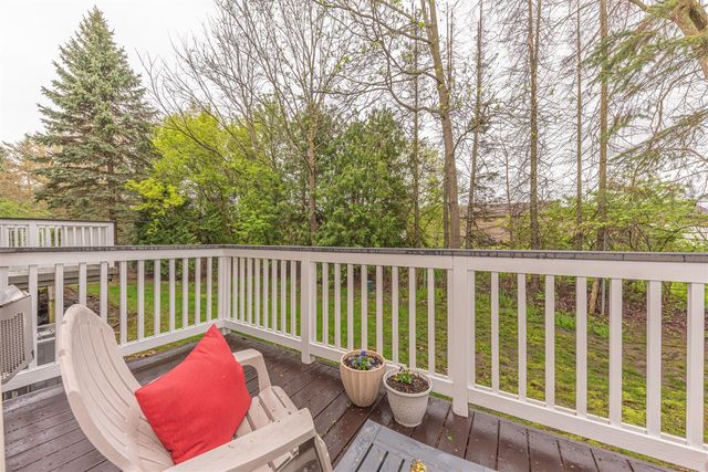 215 Old Creek Drive, Saline, MI 48176
