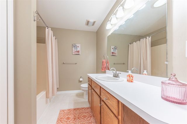215 Old Creek Drive, Saline, MI 48176