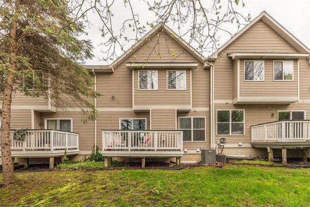 215 Old Creek Drive, Saline, MI 48176