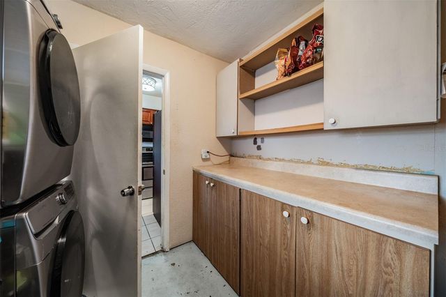 5960 89TH AVENUE N, Pinellas Park, FL 33782