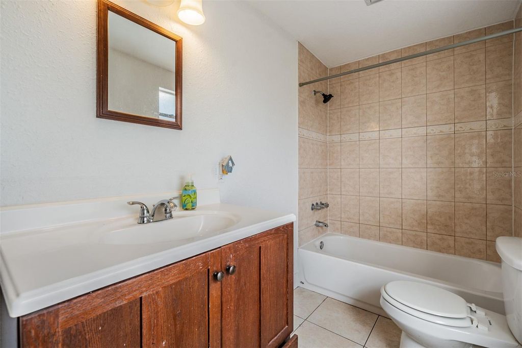 Image 21 of property listing at 5960 89TH AVENUE N, Pinellas Park, FL 33782