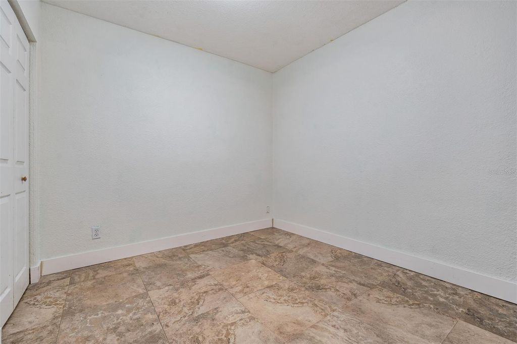 Image 22 of property listing at 5960 89TH AVENUE N, Pinellas Park, FL 33782