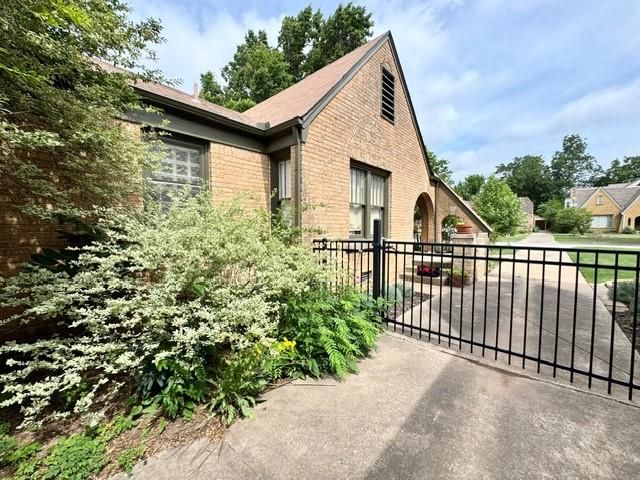 3304 NW 21 Street, Oklahoma City, OK 73107