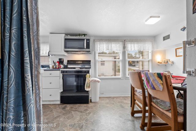 2092 Culbreath Road C77, Brooksville, FL 34602