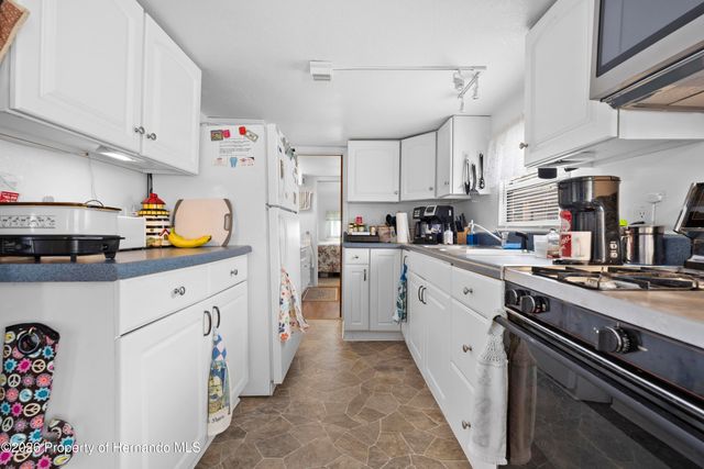 2092 Culbreath Road C77, Brooksville, FL 34602