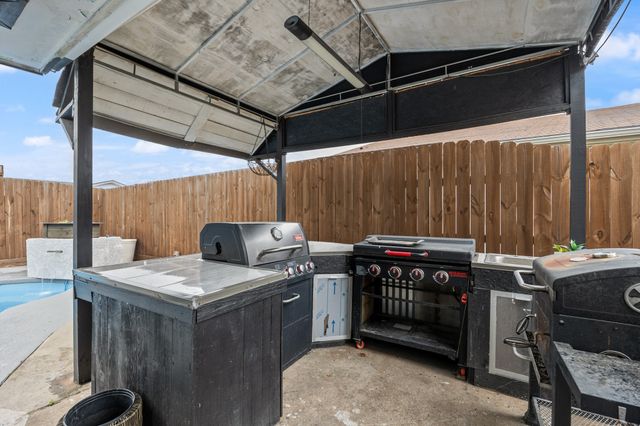 2709 High Plateau Drive, Garland, TX 75044