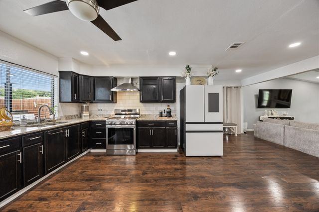 2709 High Plateau Drive, Garland, TX 75044