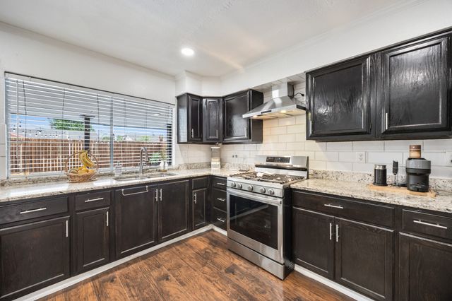 2709 High Plateau Drive, Garland, TX 75044