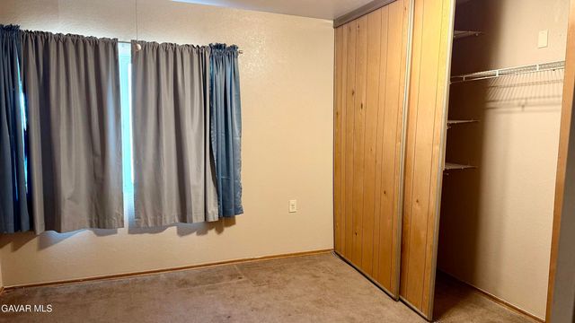 4636 E Avenue H, Lancaster, CA 93535