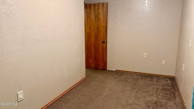 4636 E Avenue H, Lancaster, CA 93535