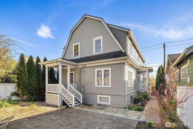 250 NE 50th Street, Seattle, WA 98105