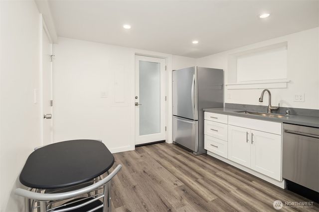 250 NE 50th Street, Seattle, WA 98105