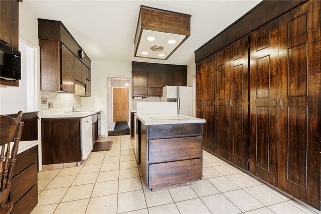 53 Pleasant Way, Perinton, NY 14526