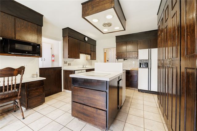 53 Pleasant Way, Perinton, NY 14526