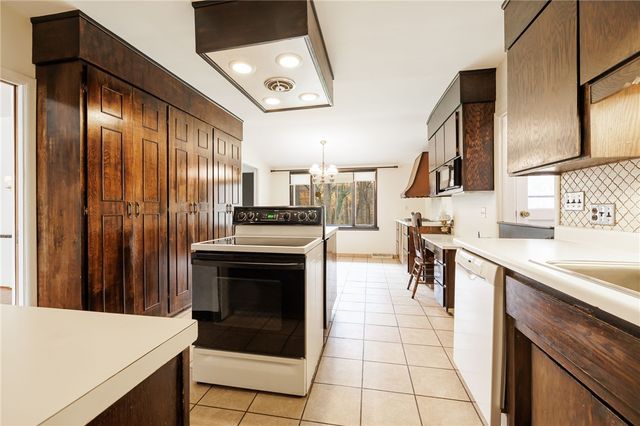 53 Pleasant Way, Perinton, NY 14526