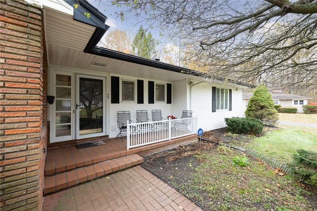 53 Pleasant Way, Perinton, NY 14526