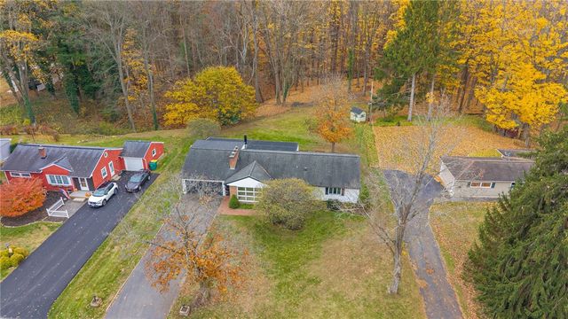 53 Pleasant Way, Perinton, NY 14526