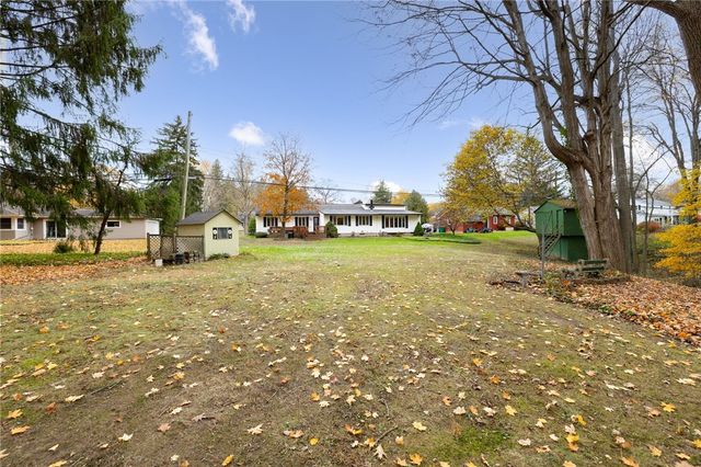 53 Pleasant Way, Perinton, NY 14526