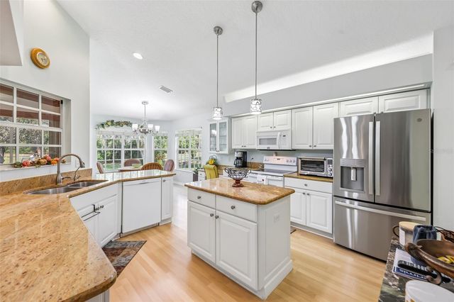 623 JUNIPER WAY, Tavares, FL 32778