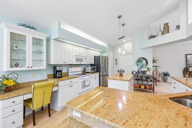 623 JUNIPER WAY, Tavares, FL 32778