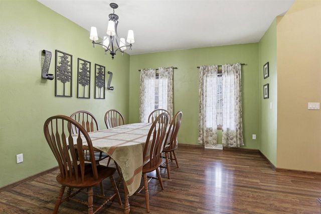 N9005 BLACKOAK STREET, Menasha, WI 54952