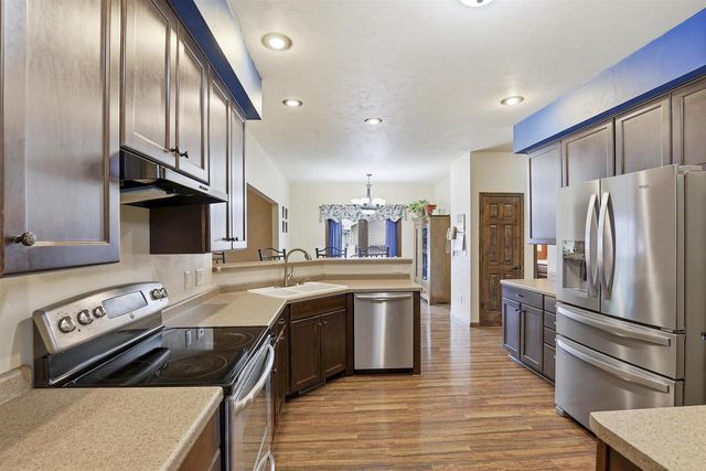 N9005 BLACKOAK STREET, Menasha, WI 54952