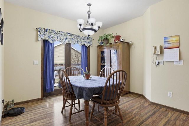 N9005 BLACKOAK STREET, Menasha, WI 54952