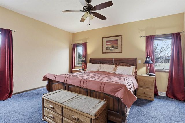 N9005 BLACKOAK STREET, Menasha, WI 54952