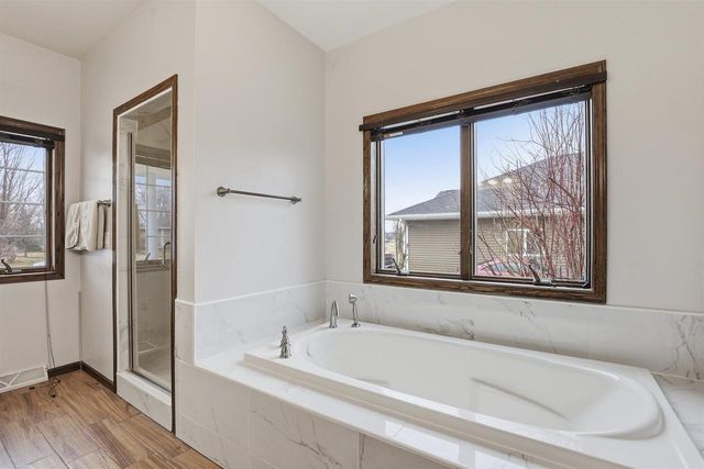 N9005 BLACKOAK STREET, Menasha, WI 54952